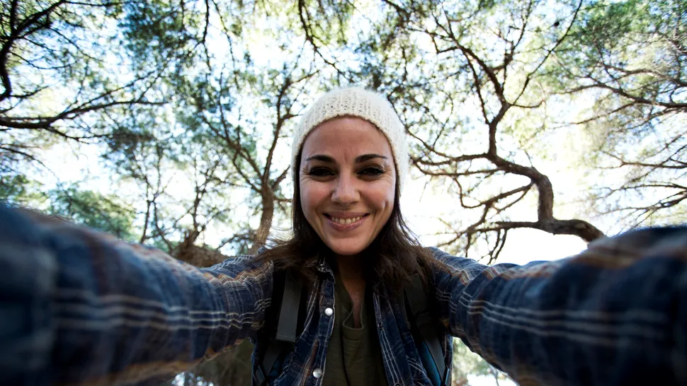 Fără selfie-uri în safari: cum schimbă noile reguli turismul în zonele sălbatice