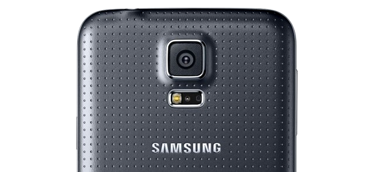 Samsung Galaxy S 5 - senzorul pentru puls este ascuns lângă bliţ