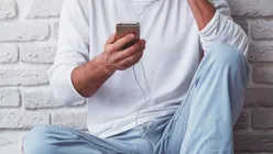 Când AI-ul devine „life coach”: ce riscuri implică sfaturile de viață oferite de chatboți