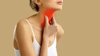 Ai observat un nodul la gât? Medicii explică când poate fi un semn de cancer tiroidian