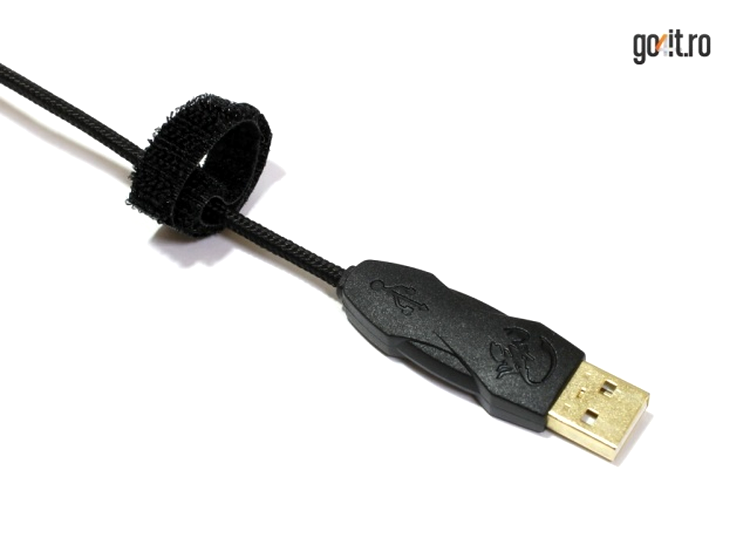 Genius Maurus X - conectorul USB