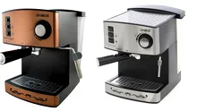 Espressor în două culori pentru cafea și alte băuturi calde, disponibil la un preț foarte accesibil în oferta Dedeman