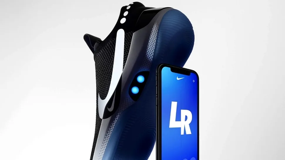 Nike Adapt BB: pantofii sport cu şireturi automate, încărcare wireless şi luminiţe RGB