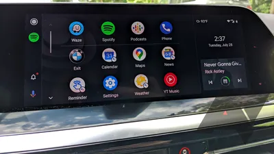 Cum arată noua interfață Android Auto pentru BMW, cu conectare wireless la telefonul mobil