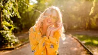 BANCUL ZILEI. – Bulă, ce s-a întâmplat, de ce nu mai ești cu blonda aia superbă?