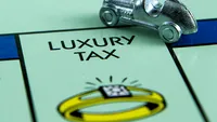 Taxă pe lux și impozit pe avere. Cetățenii care ar plăti în plus: Nimeni nu ar trebui să aibă...