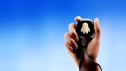 Charm, un nou dispozitiv pentru Muse AI, va fi lansat de Meta în decembrie