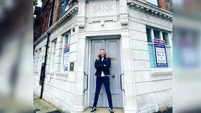 Un antreprenor a cumpărat „banca” din orașul natal care acum 17 ani a refuzat să îi dea un credit