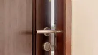 Cum au lăsat doi chiriași un apartament din Cluj? Proprietara a rămas uimită când a deschis ușa locuinței, după 3 ani: Am crezut că avem cadavre