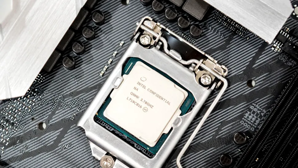 Intel lasă următoarea generaţie de procesoare Core i7 fără tehnologia HyperThreading