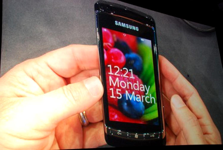 Un viitor model de la Samsung cu Windows Phone 7