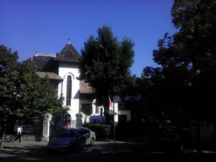 HTC Evo 3D Sample Photo