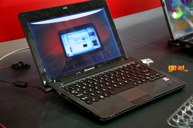 Lenovo IdeaPad S205 la Computex 2011