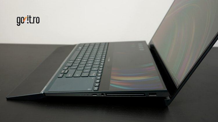ASUS ZenBook Pro Duo