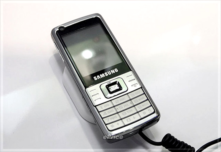 Samsung L700