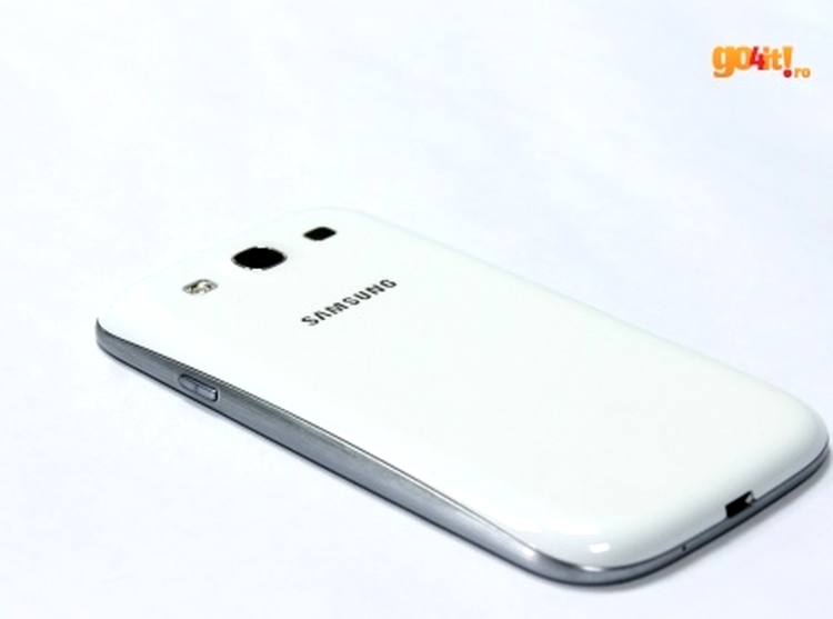 Galaxy S3 - carcasa albă