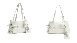 Accesoriu dedicat ecosistemului Galaxy – Samsung și DOMINNICO explorează intersecția dintre tehnologie și modă