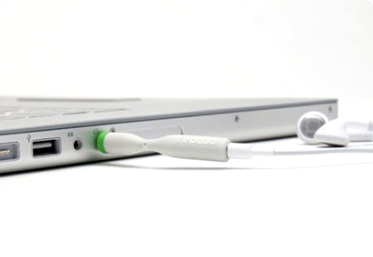 Porturile audio ale unui laptop de la Apple