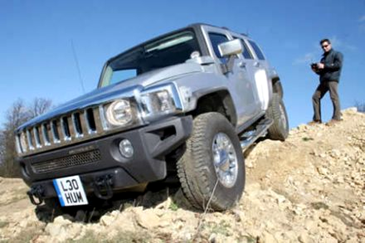 Hummer H3 cu telecomandă