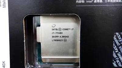 Intel renunţă la gama de procesoare Kaby Lake-X, acuzând vânzările slabe