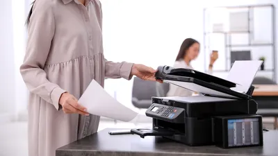 Inteligența artificială ajunge pe imprimante. Ce companie sparge gheața?