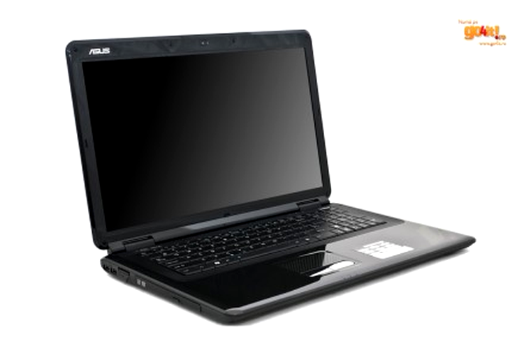 Asus K70 cu ecran de 17.3”, excelent pentru filme