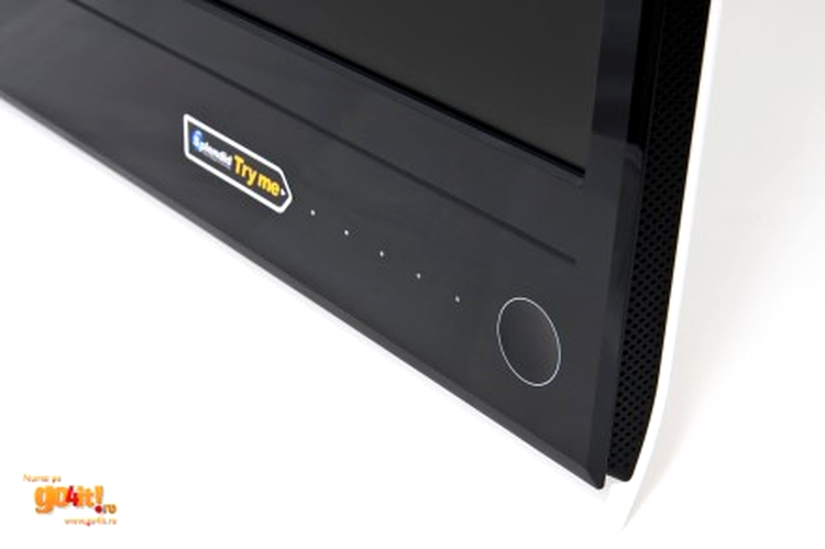 Asus Designo MS246 - butoanele sensibile la atingere şi iluminate