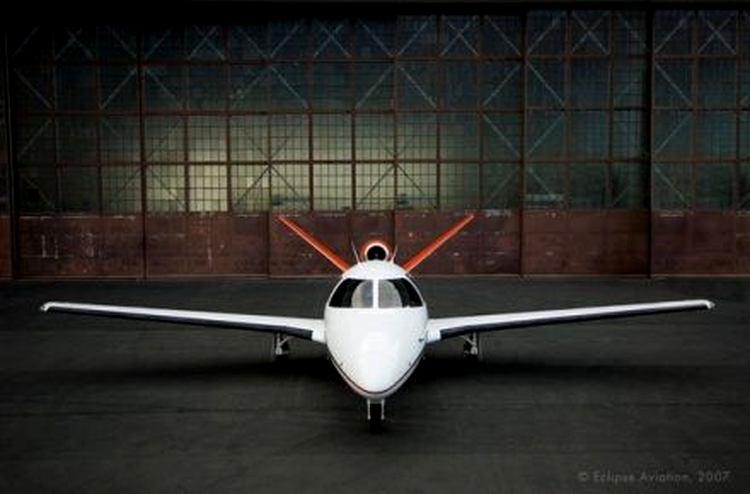 Eclipse 400 va costa 1,35 miloane de $