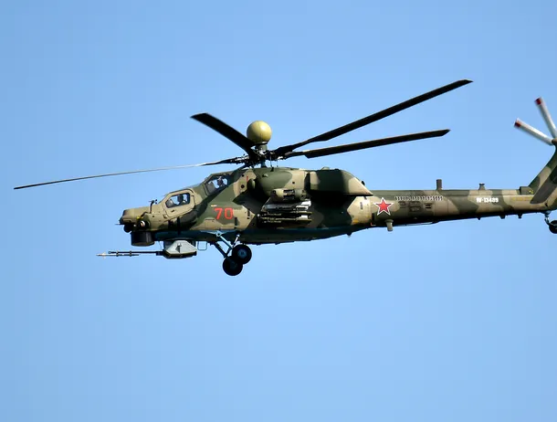 VIDEO | Momentul când un elicopter rusesc de 19 milioane de dolari este anihilat de o dronă FPV de 450 de dolari