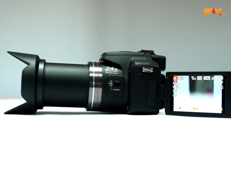 Panasonic FZ100