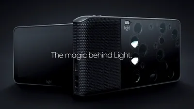 Light L16: o cameră foto compactă cu 16 senzori 