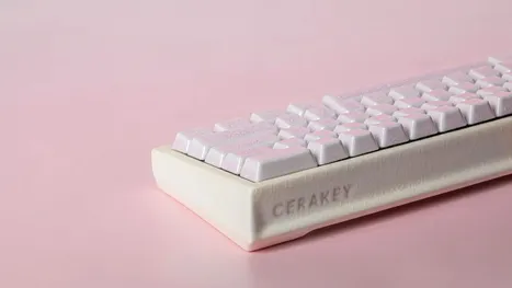 Peak60: carcasă ceramică premium pentru tastaturi