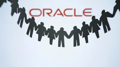Oracle a concediat 21.000 de angajați în ultimele 12 luni și susține că IA a înlocuit anumite posturi, dar analiștii iau în calcul și ambițiile costisitoare legate de infrastructura de IA