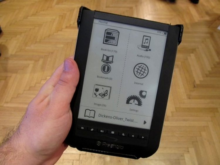 Prestigio Libretto 5062 cu ecran capacitiv şi accelerometru