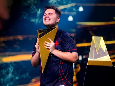 Românul Răzvan Puiu a obținut titlul de Campion Mondial la EA SPORTS FC