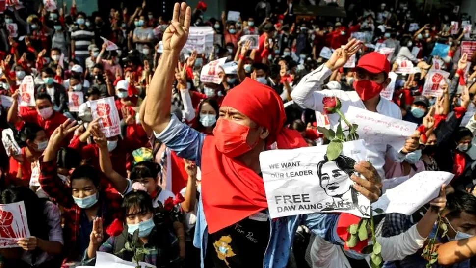 Myanmar a oprit internetul pentru a limita organizarea de protestele împotriva loviturii de stat