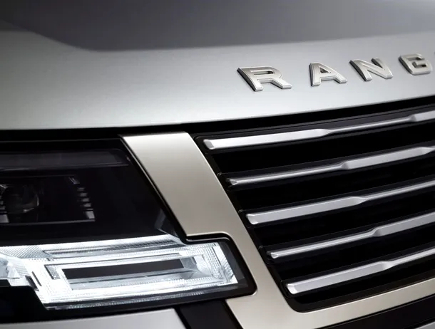 Când sunetul devine parte din experiența de condus: de ce noul Range Rover SV Ultra ridică standardele în segmentul SUV-urilor de lux