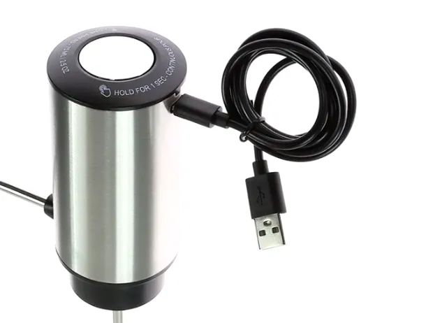 Dedeman vinde la reducere un dispozitiv electric pentru iubitorii de vin. Are încărcare USB-C și costă puțin peste 50 LEI