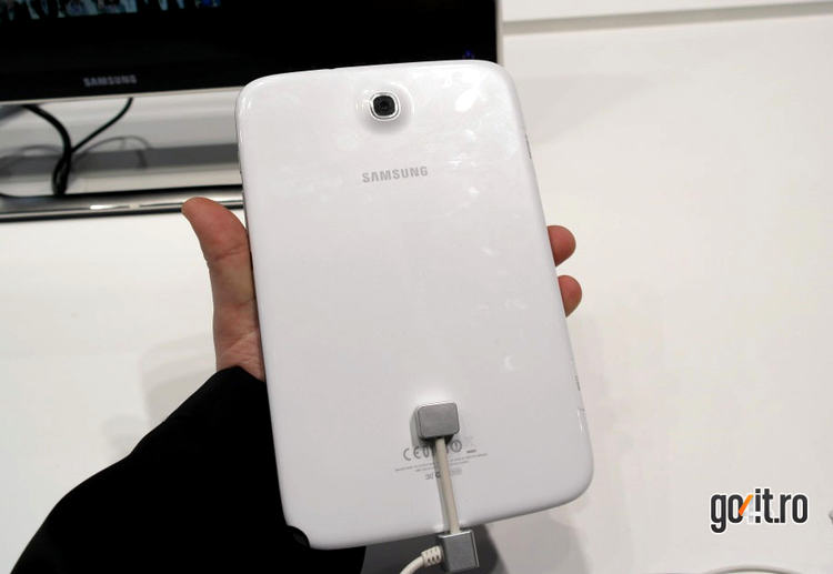 Samsung Galaxy Note 8.0 - numai 7.95 mm grosime