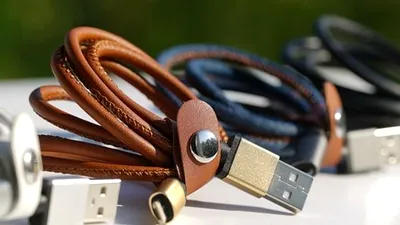 Un cablu 2 în 1 micro-USB şi Lightning a fost lansat pe Kickstarter [VIDEO]