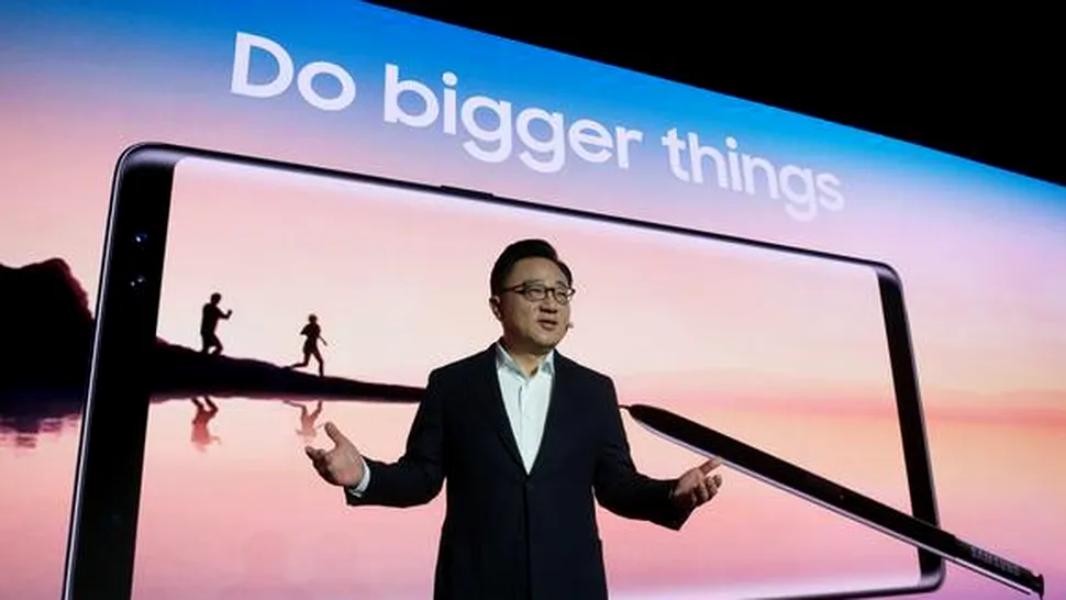 Samsung neagă acuzaţiile cum că ar fi încetinit în mod intenţionat performanţele produselor smartphone de generaţie mai veche