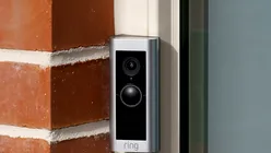 Utilizatorii deconectează sau distrug camerele Ring: Amazon anulează parteneriatul cu compania de supraveghere Flock. Preocupări majore legate de confidențialitate și libertăți civile