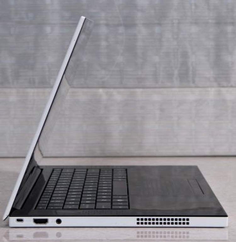 Voodoo Envy 133 – ecran de 13.3