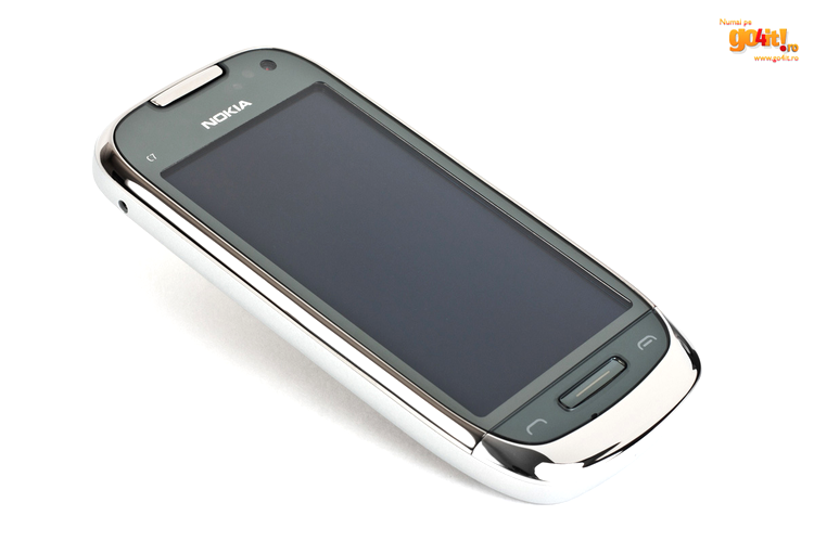 Nokia C7