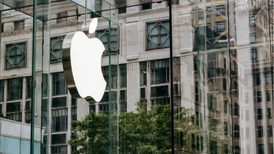 Apple lansează primul său iPhone pliabil: Prețul va fi foarte ridicat