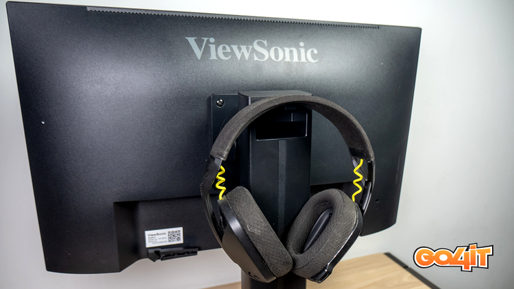 ViewSonic XG2431 headphones