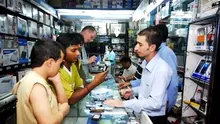 India vrea să interzică vânzarea de telefoane chinezești ieftine