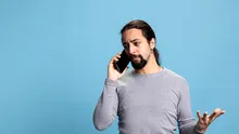 Val de fraude prin apeluri telefonice false: Cum funcționează metoda „Vishing” și recomandările Poliției Române