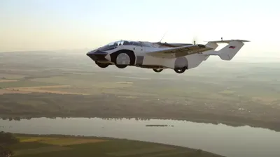 AirCar, prima mașină zburătoare care are undă verde pentru a zbura pe cerurile din UE