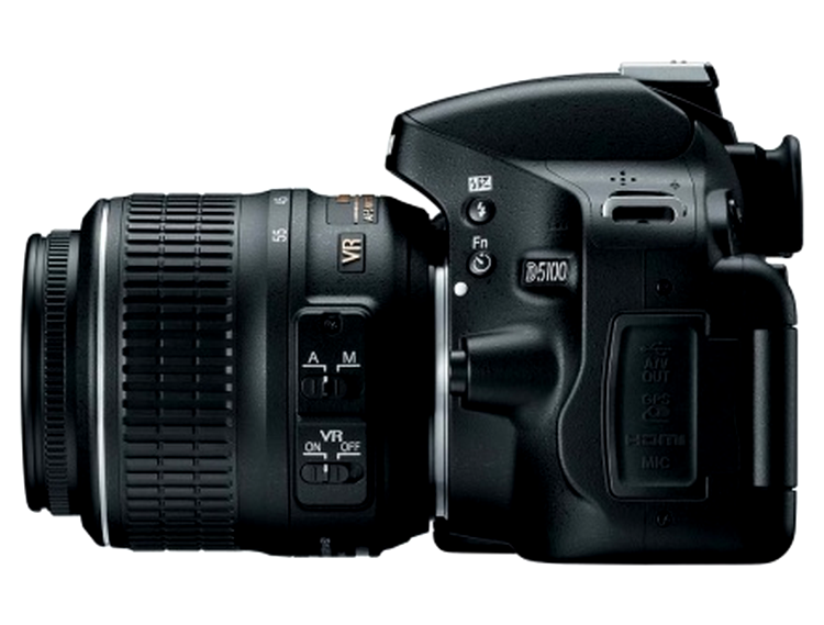 Nikon D5100 are acum intrare pentru microfon